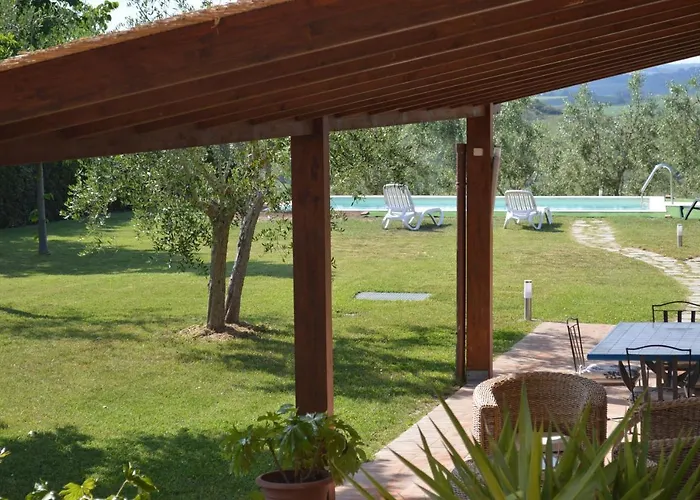 With Private Swimming Pool Casetta